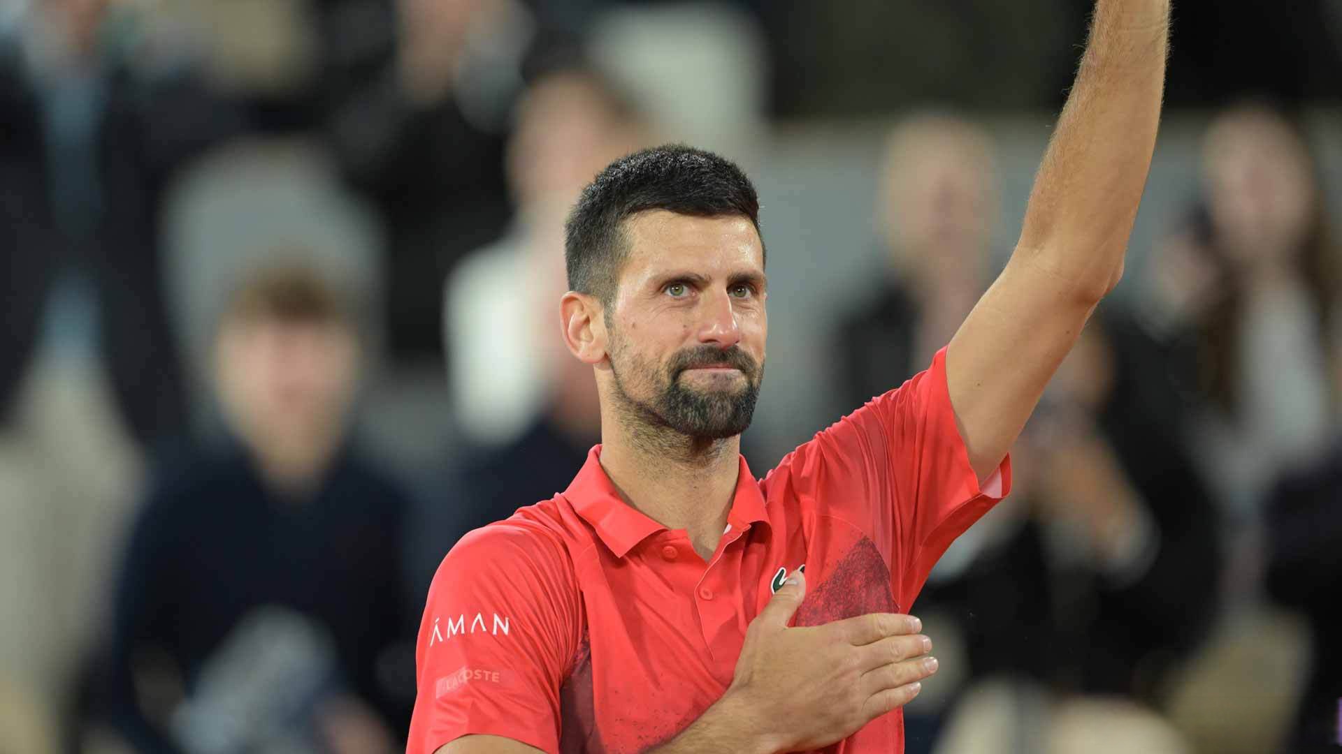 TES带队取胜！，德约科维奇重要时刻大比分获胜赢得满堂喝彩(德约科维奇认可并喜爱阿尔卡拉斯的成长)-爱游戏娱乐