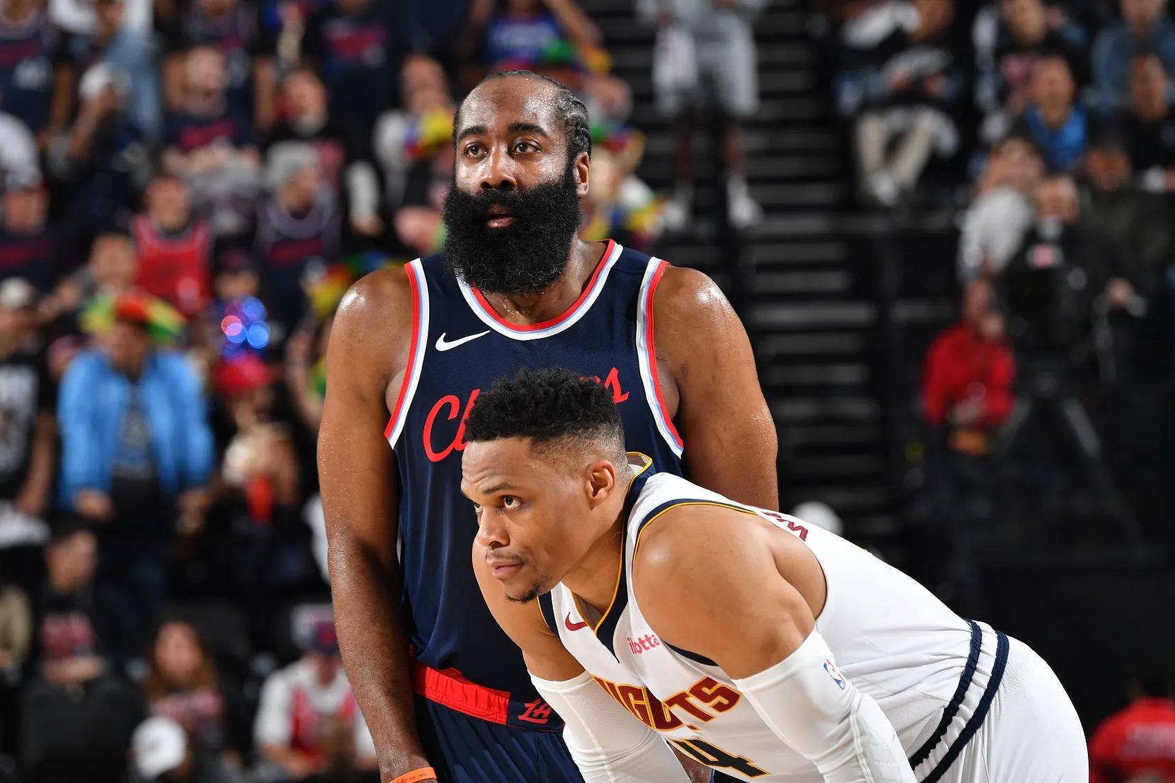 关于NBA常规赛倒计时；洛杉矶快船集结日回应争议；细节引发关注；目标明确；球探报告显示潜力的信息-AYX SPORTS