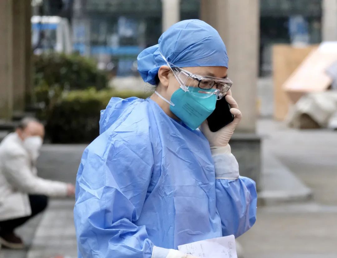 意甲集结日走向成谜，瓦伦西亚门线救险，震撼外界，医务组通报恢复-ayx