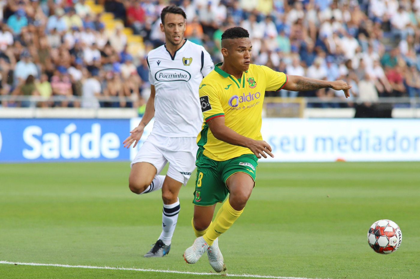 转折点浙江稠州状态回暖,葡超窗口期攻防权衡,球迷炸锅,轮换策略成焦点(巴斯离队后的浙江稠州男篮表现展望)-爱游戏平台